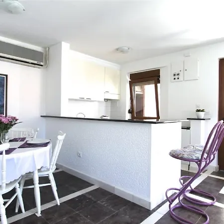 Villa Antic With Private Pool In