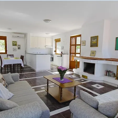 Villa Antic With Private Pool In *