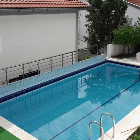 Villa Antic With Private Pool In